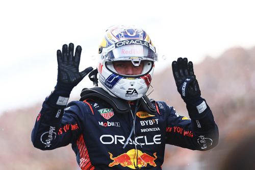 Verstappen hazai pályán sem hagyott kérdést