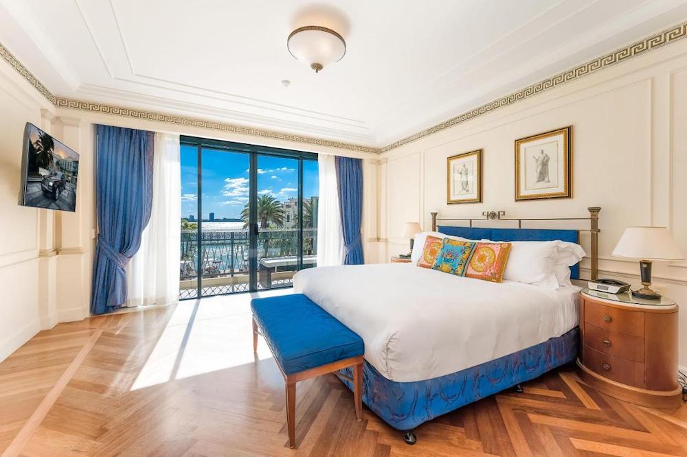 Imperial Hotel Gold Coast szobák - Ausztrália