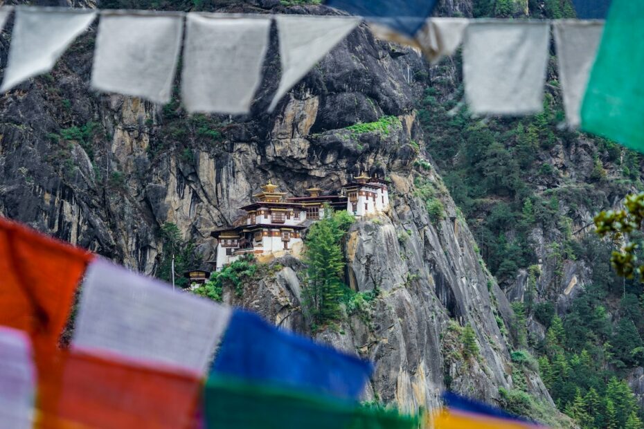 Bhután - Kína - világ