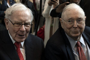 Egy utolsó nagy dobásra készült Warren Buffett és Charlie Munger