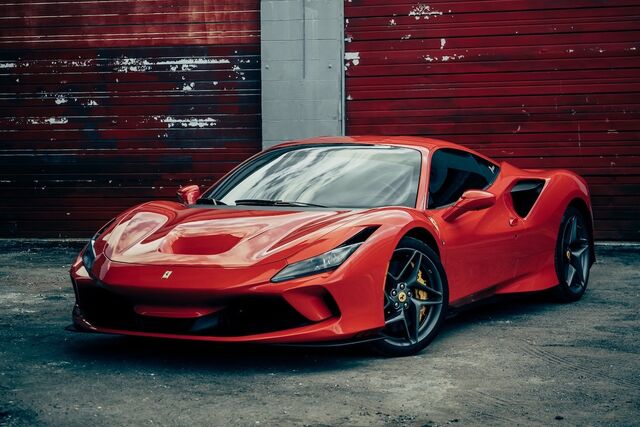 Történelmi rekord: kilőttek a Ferrari részvényei