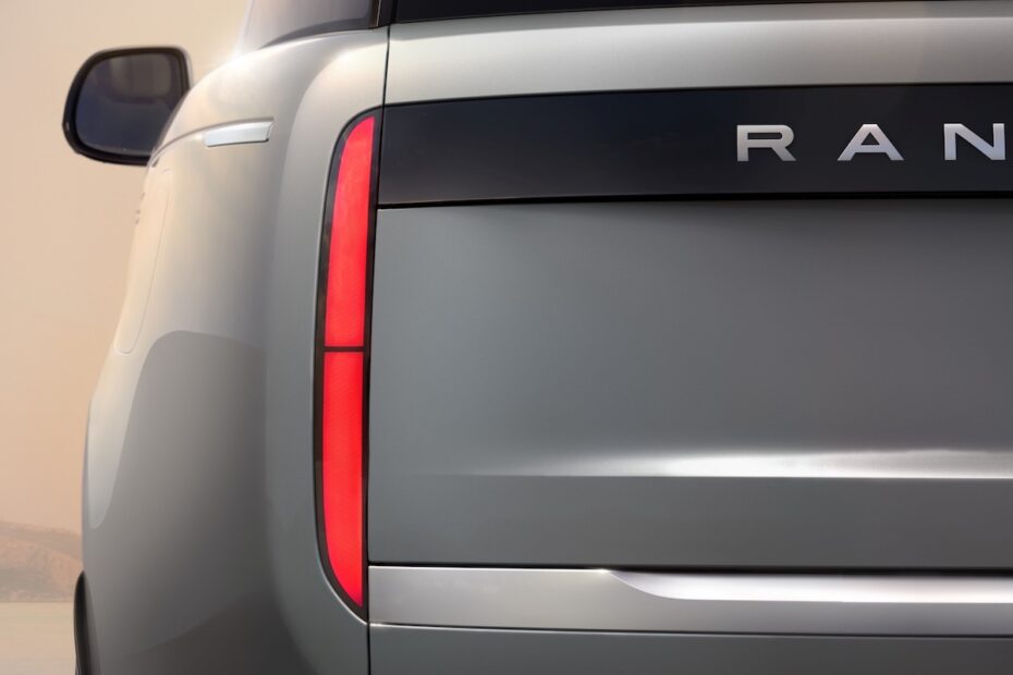 Range Rover - elektromos autó - online férfimagazin