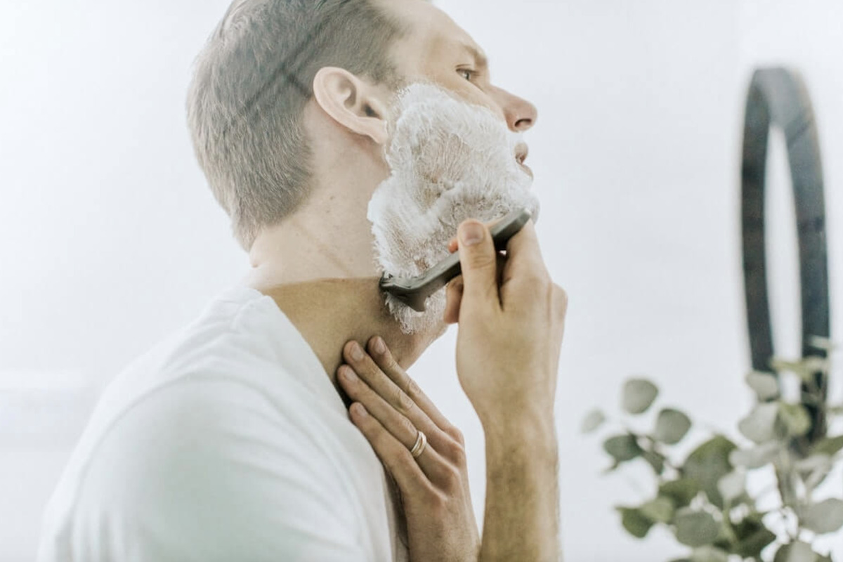 borotválkozás - férfi arcápolás - férfi bőrápolás - online férfimagazin