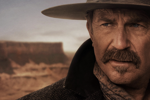 Megéri mozijegyet váltani Kevin Costner maratoni hosszúságú westernjére?