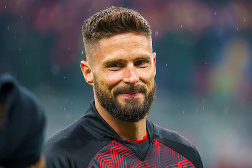 Olivier Giroud hivatalosan is bejelentette, távozik az AC Milantól