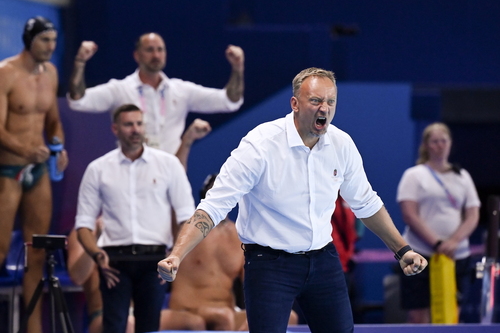 Szerb sikerrel negyeddöntőben a magyar férfi vízilabdázók