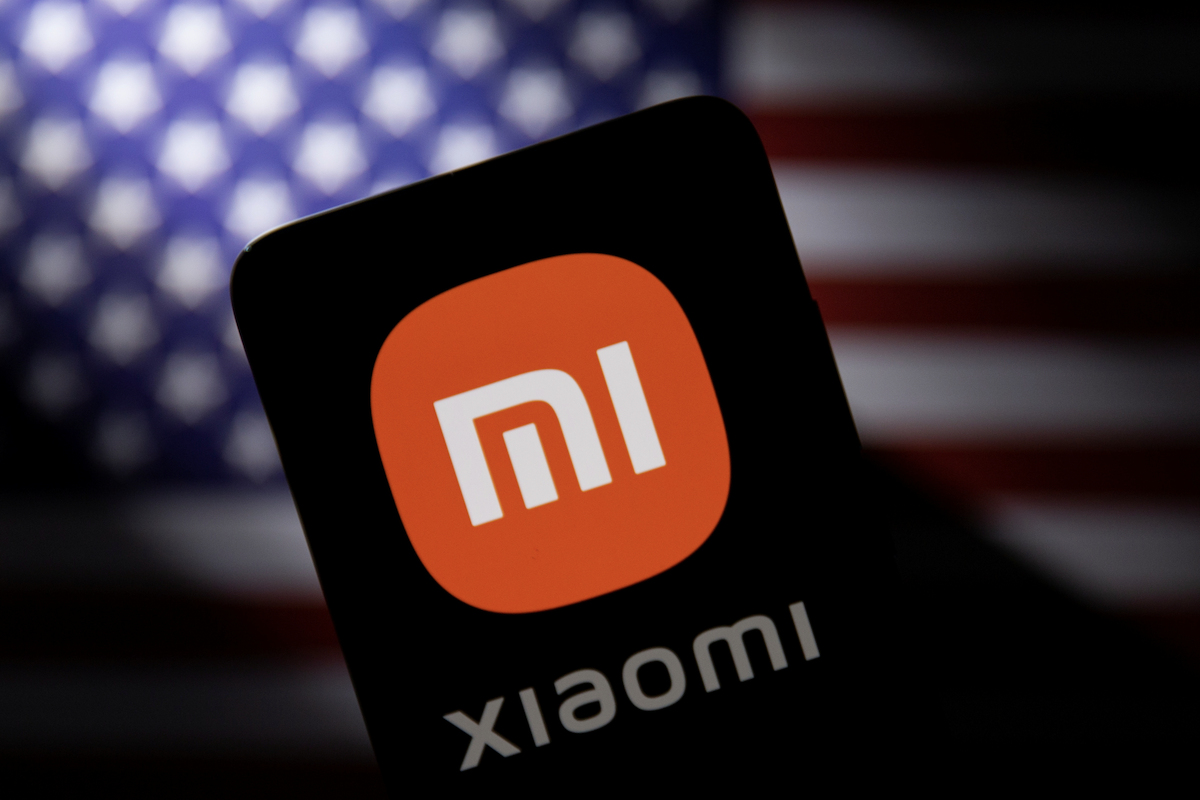 2025-ben érkezhet a Xiaomi két ponton hajlítható okostelefonja