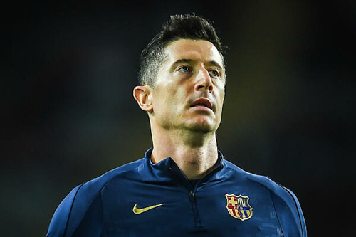 Lewandowski nagylábujján múlt a Barca győzelme