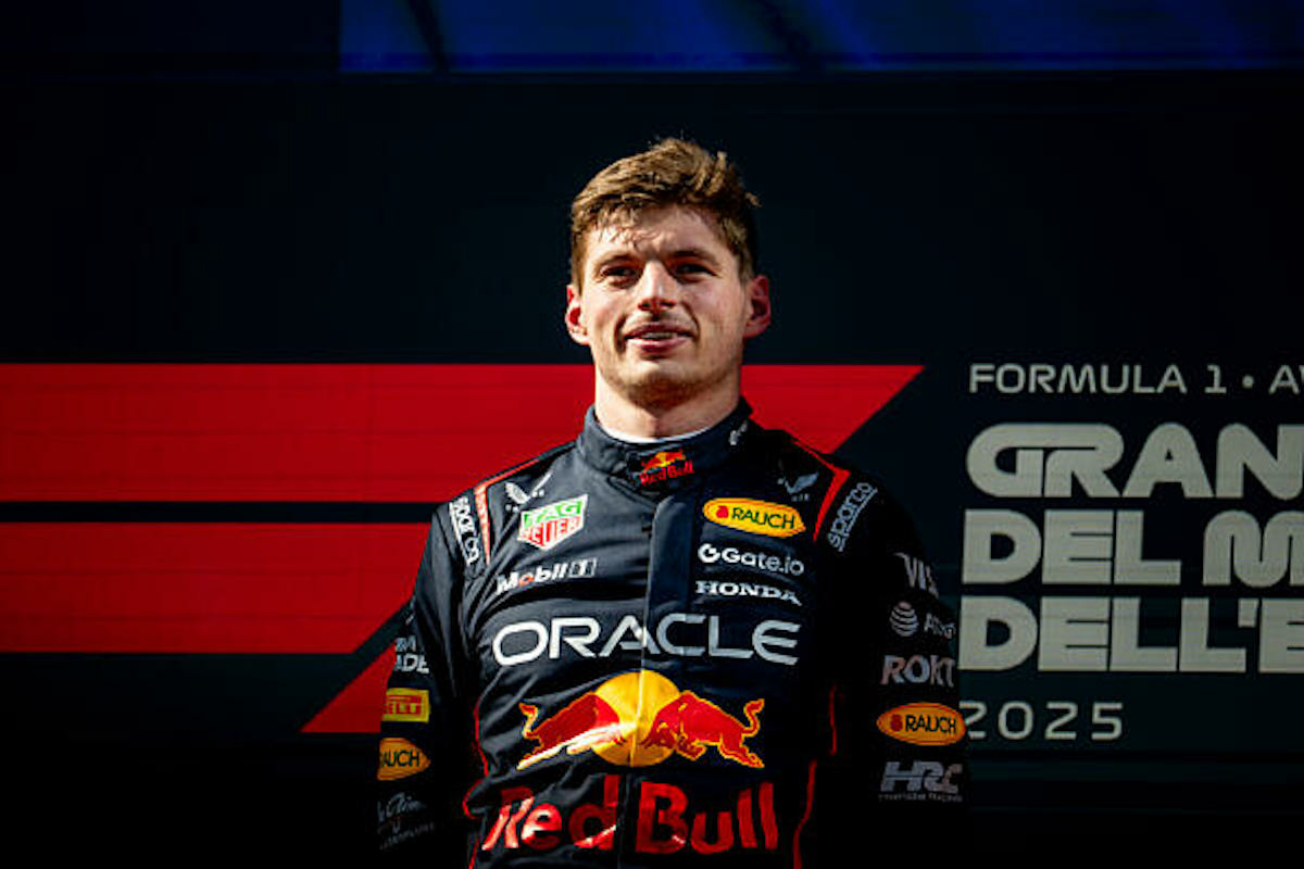Verstappen magabiztosan győzött Imolában