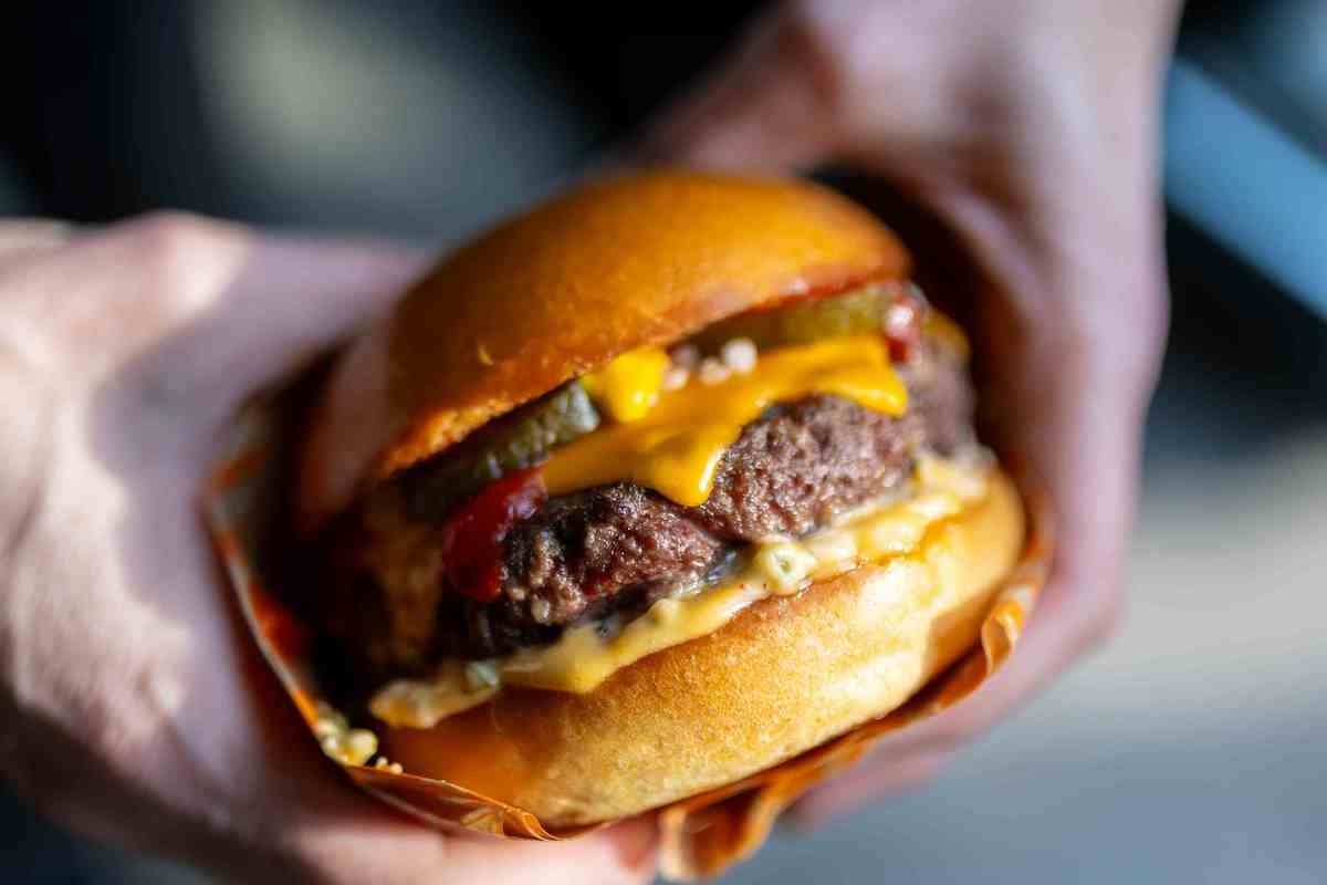 Mostantól minden Zing Burger Angus marhahússal készül