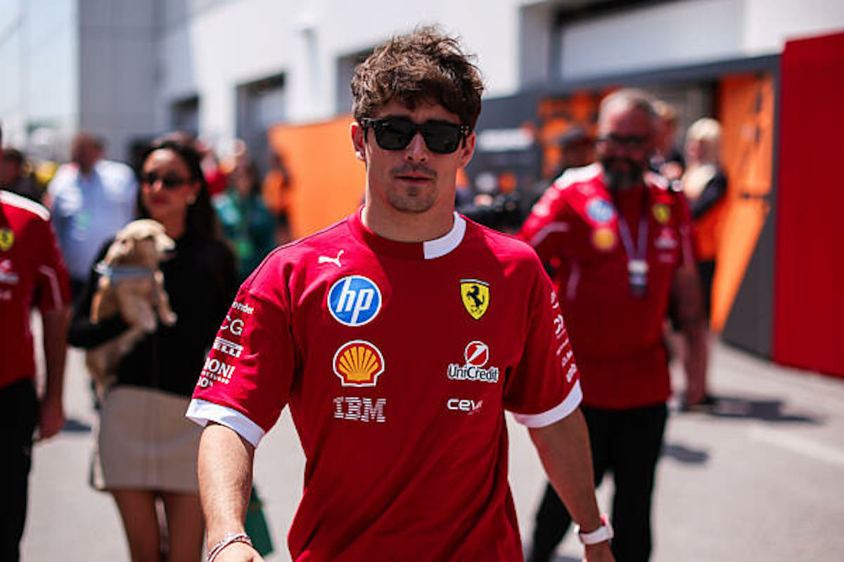 Leclerc csúnyán összetörte a Ferrarit