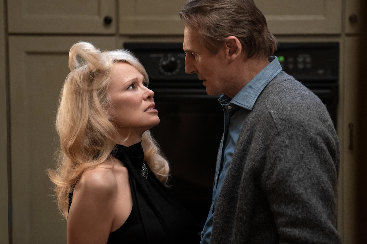 Liam Neeson újra akcióban: itt a Csupasz pisztoly új előzetese