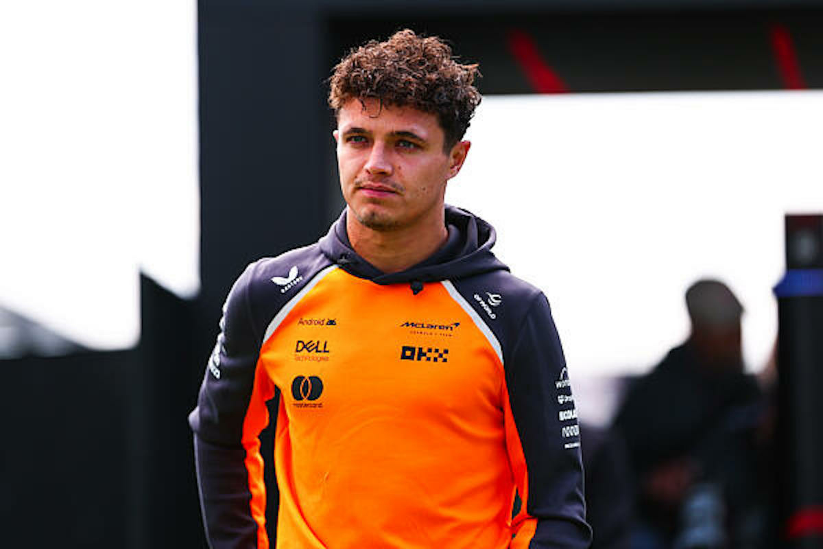 Norris kapta a büntetést a McLaren-drámáért