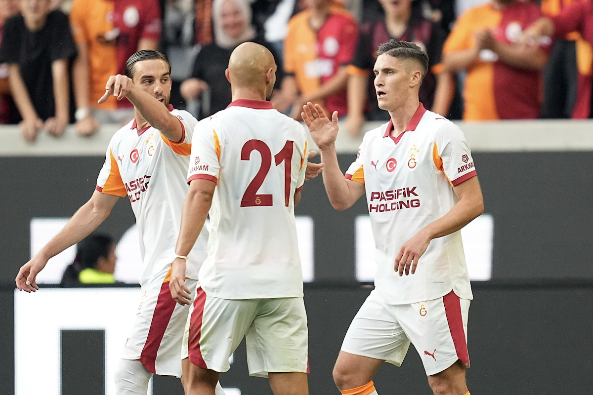 Látványos góllal nyitotta a szezont Sallai a Galatánál