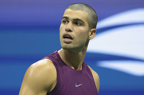 Mindenki Carlos Alcaraz frizurájáról beszél a US Openen