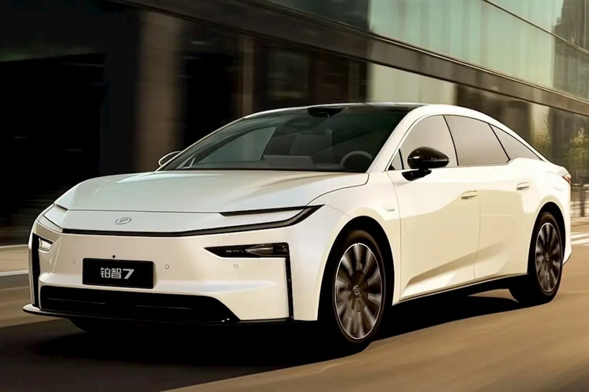 Bemutatkozott a Toyota legígéretesebb elektromos autója