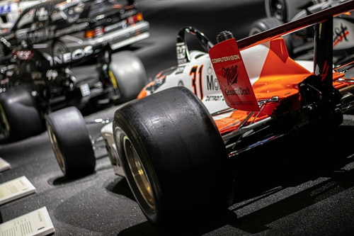 Ekkor rajtol ma az F1 Azeri Nagydíj