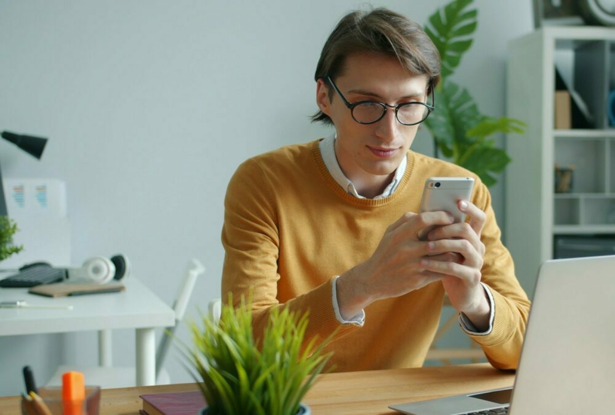Stressz és inspiráció a közösségi médiában