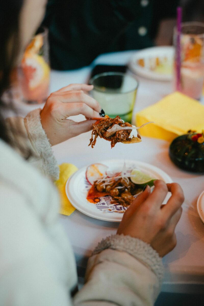 Día de Muertos, halottak napja, ofrenda, Frida Kahlo, Diego Rivera, mexikói kultúra, TODO étterem, Rosario Asela Molinero, emlékoltár, mexikói gasztronómia
