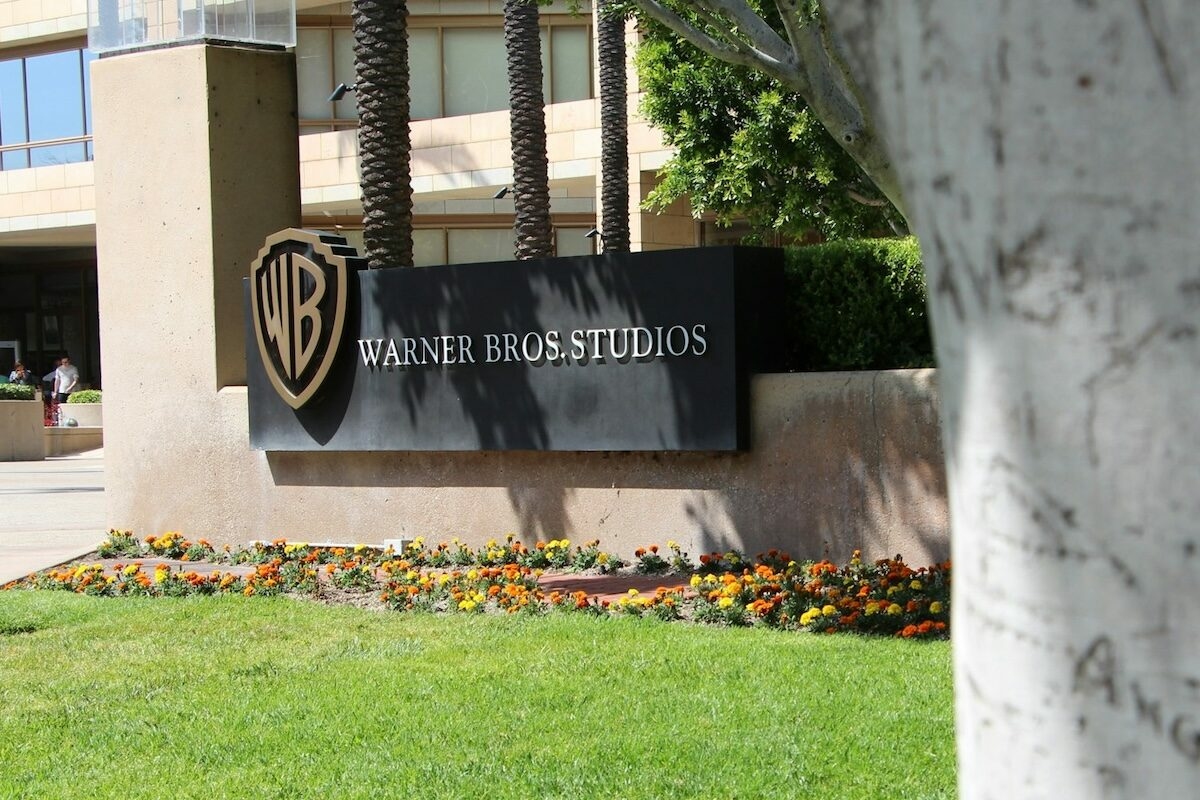Eladná magát a Warner Bros. Discovery? A médiavilág újabb nagy sakklépése készülhet