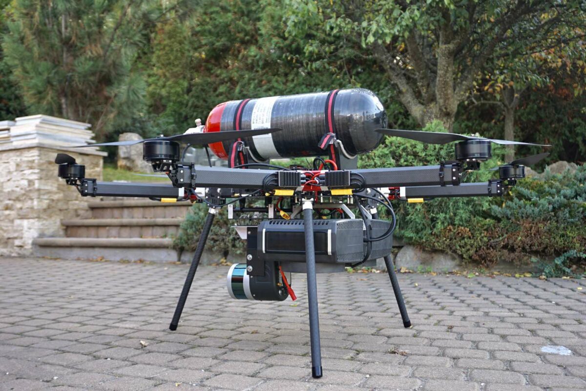 hidrogénmeghajtás, fenntartható repülés, üzemanyagcella, dekarbonizáció, repülőgépgyártás, elektromos repülés, kutatás-fejlesztés, drón, tárolórendszer, repülőtéri infrastruktúra