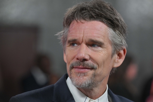 Ethan Hawke drámai interjúban emlékezett vissza a tragikus sorsú Robin Williamsre