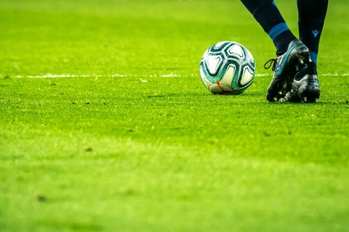 Hétvégi futball-hangoló – rangadók minden mennyiségben