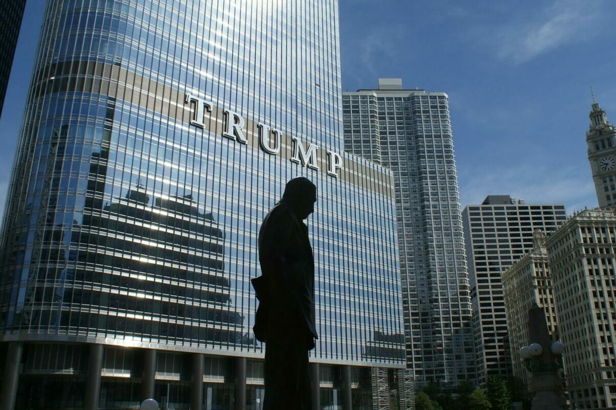 Donald Trump családja egymilliárd dollárt égetett el október óta