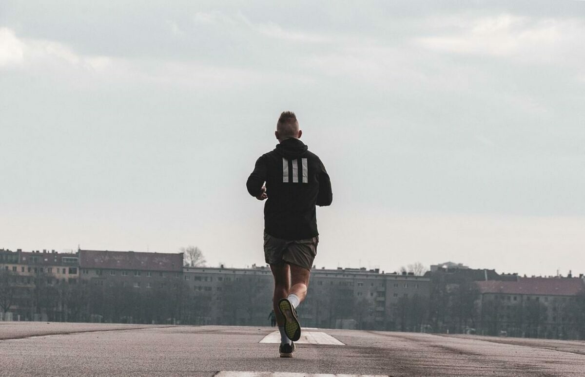 Téli futás: a hideg hónapok kihívásai és örömei