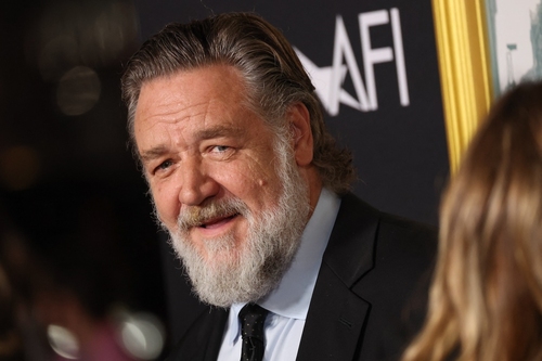 Russell Crowe 16 év után árulta el, miért bukott meg Robin Hoodként a mozikban