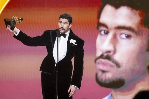 Bad Bunny diadala és erős társadalmi üzenetek – így írta be magát a történelembe a 2026-os Grammy-gála