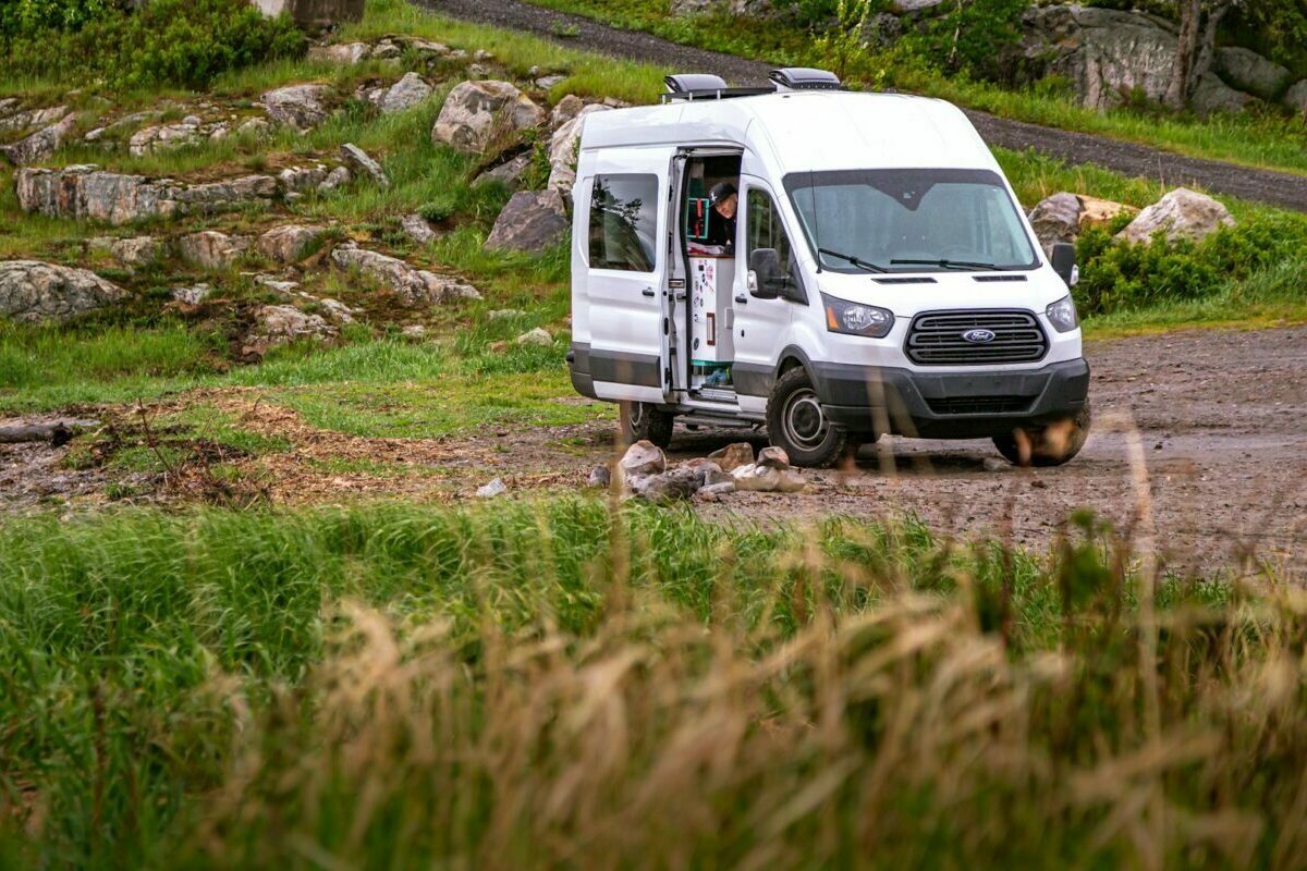 2026 elején dobogóra lépett a Transporter: így alakult a verseny a kishaszonjármű-piacon