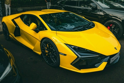 Visszatáncolt a Lamborghini: mégsem dob piacra elektromos autót az olasz gyártó