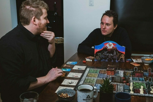 Dixit, Dungeons & Dragons és társaik: kiderült, hogy a társasjátékok jó hatással vannak a mentális egészségre!