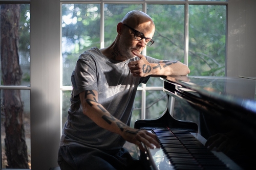 Moby európai turnéra indul, augusztusban Budapesten koncertezik