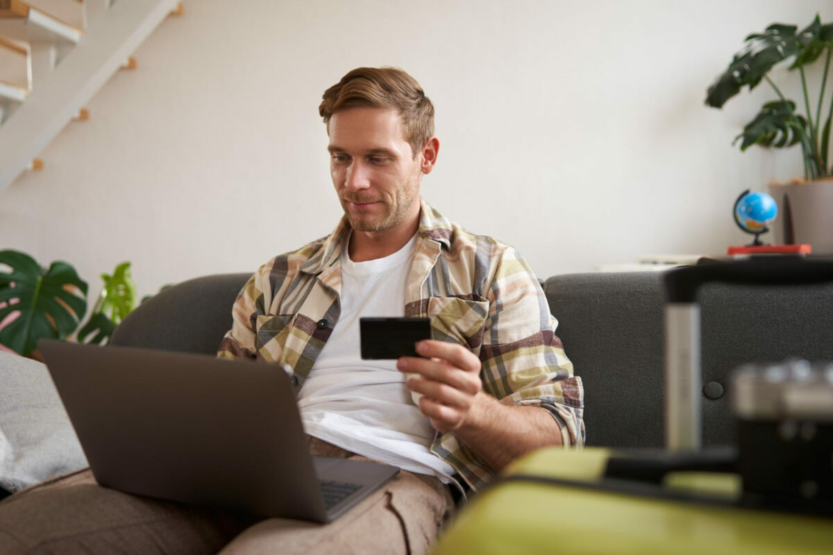 Három éves mélyponton az átutalásos csalások: harmadával esett vissza a sikeres visszaélések száma