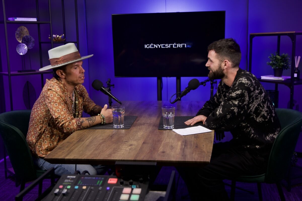 Zsólyomi Norbert: „A gyerekek előítéletek nélkül érkeznek, tőlünk tanulják a feszengést”