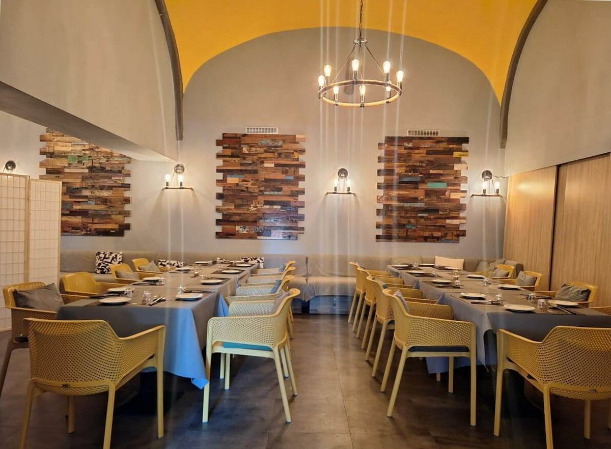 Mediterrán hangulat vendéglátóhelyeken: bútorok az élményért