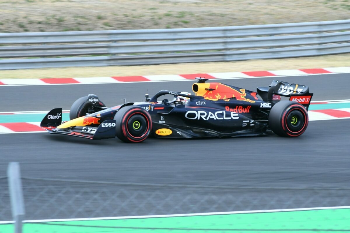 A sportág, ami kinövi saját legendáit: miért nem találja a helyét Verstappen az új F1 érában?