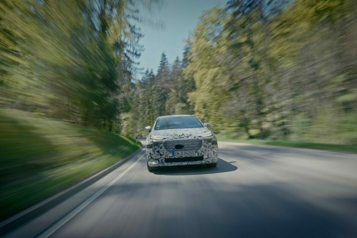 Már a tesztkilométereket falja az Audi A2 e-tron