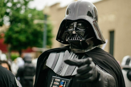 Darth Vader és Margaret Thatcher? A Star Wars-nap eredete durvább, mint egy filmes fordulat