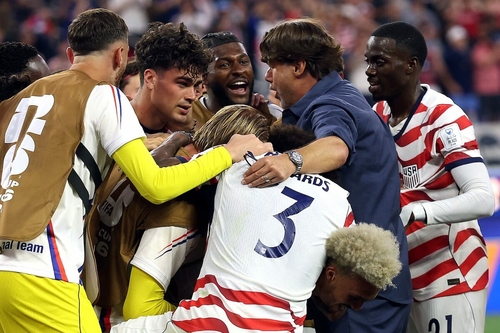 Hollywoodi gála és gólzápor: kiütéses győzelemmel indította a vb-t az USA