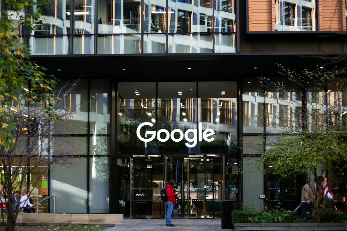 A mesterséges intelligencia miatt feszül egymásnak a Google és a Meta