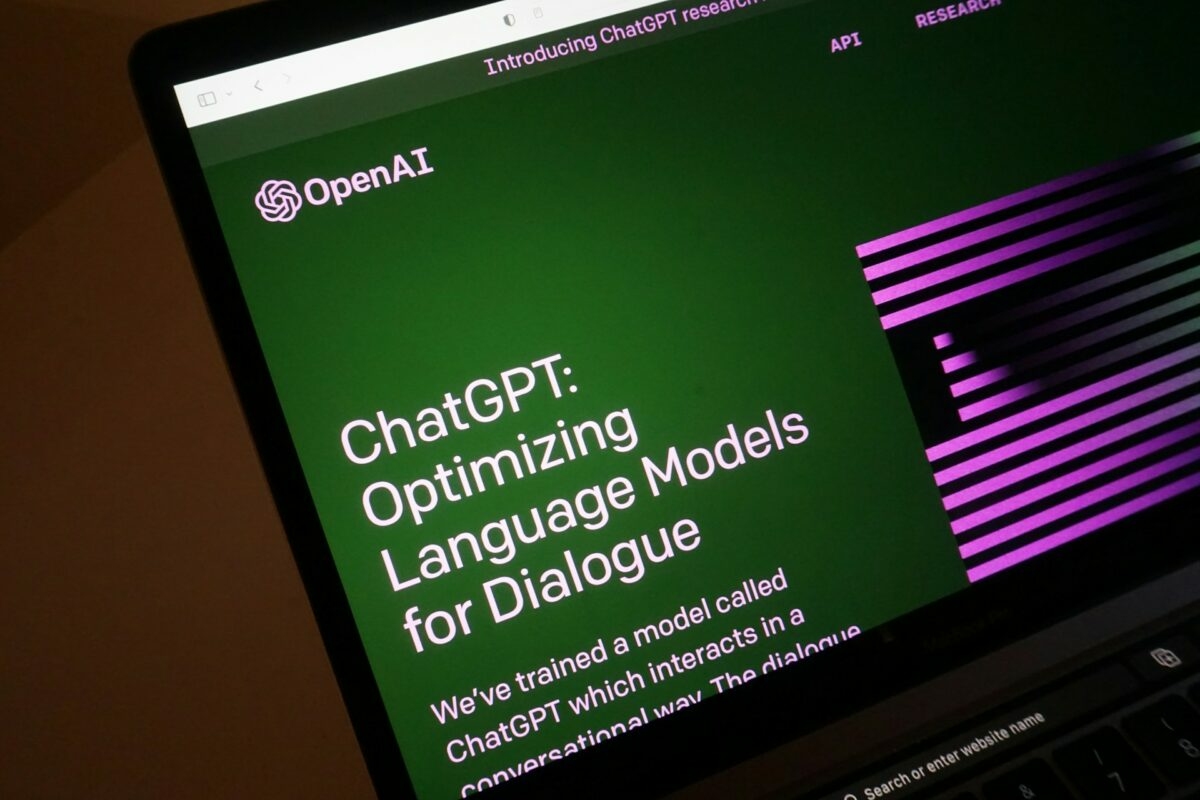 Az OpenAI feje szerint az emberek jó okkal tartanak a mesterséges intelligenciától