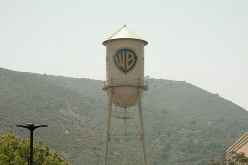 Zöld utat kapott a Paramount és a Warner Bros. Discovery gigafúziója
