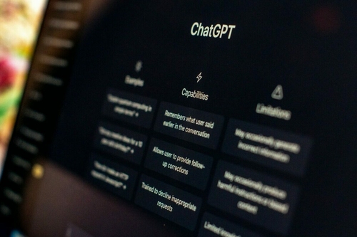 Az OpenAI azt ígéri, új okoseszköze a ChatGPT 