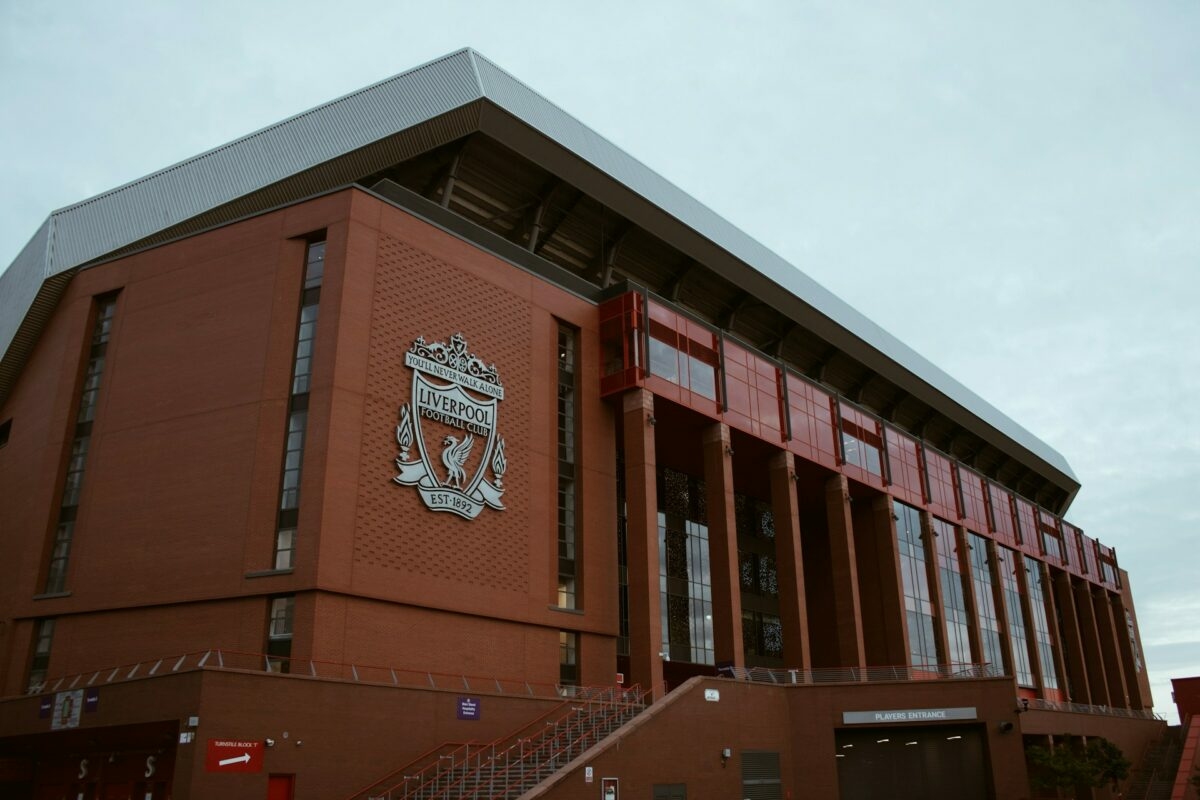 Itt a Liverpool legújabb igazolása: 19 éves magyar játékos csatlakozik a legendás klubhoz